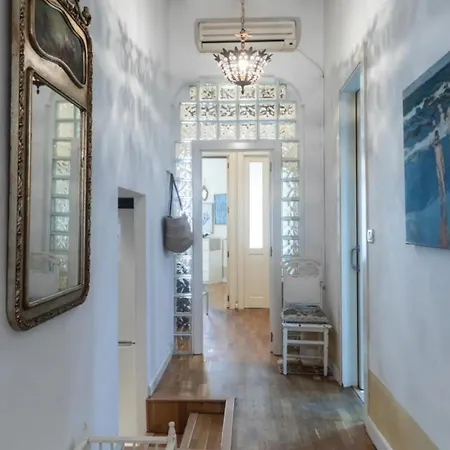 Daire Ideal With Terrace Near The *